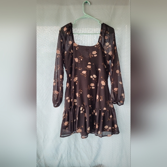 Garage Tiered Chiffon Dress - Jet Black Floral Sz L - Picture 4 of 5